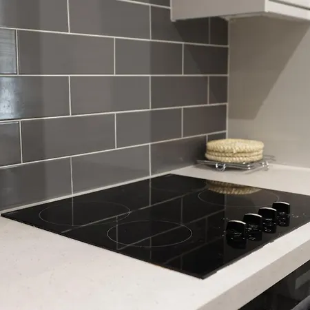 5 Bed Town House Within City Centre And Sleeps Up To 11 With Sky And Netflix Birmingham Exterior photo